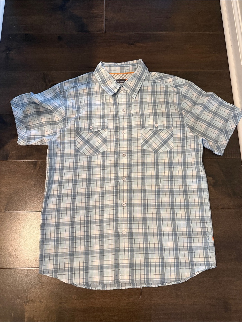Quicksilver Men's Light Blue Plaid Short-Sleeve Button-Up Shirt